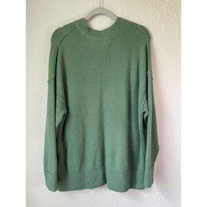 Aerie Women's Green Knit Crew Neck Long Sleeve Casual Sweater Pullover‎